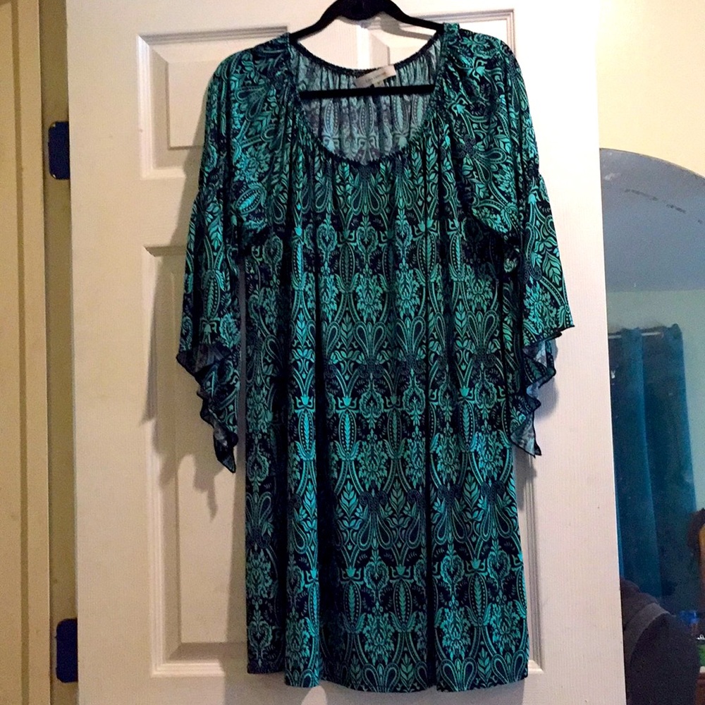 Very nice dress!
